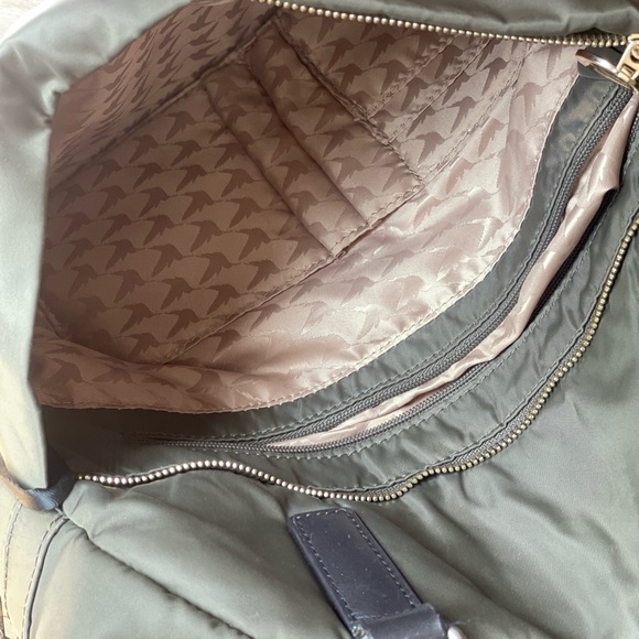 Lo and Sons Medium OMG bag - Picture 5 of 6